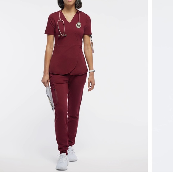 Jaanu Scrubs (Bundle with Bottoms to Save) - Picture 2 of 6